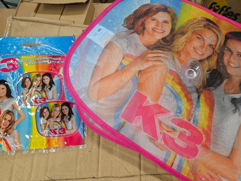 K 3 Zonneschermen voor in de Auto 240x, Studio 100, Nieuw, Ophalen of Verzenden, Studio 100