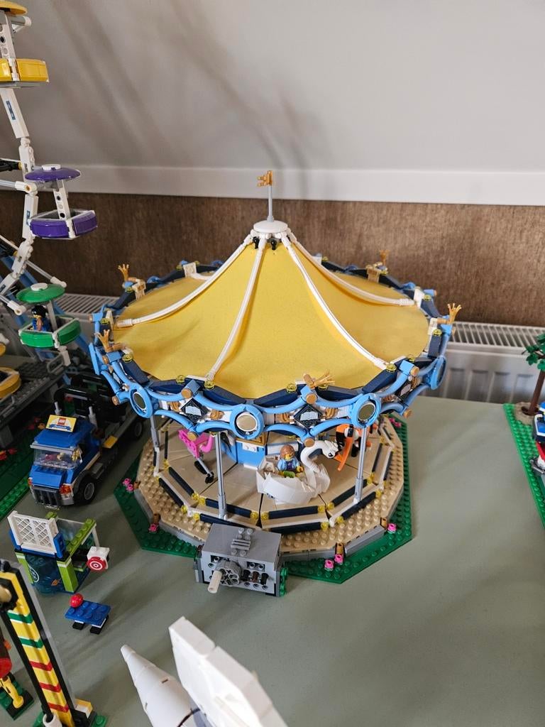 Lego 10257 carrousel, Ophalen, Lego, Zo goed als nieuw, Compleet