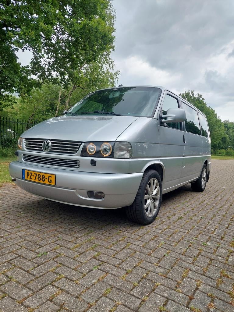 Volkswagen Caravelle T4 150pk TDI business leer, 150 pk, Leder, Stationwagon, Particulier