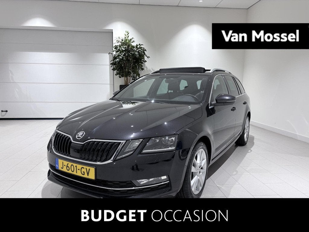 Skoda Octavia Combi 1.5 TSI Greentech Business Edition Plus, 12 maanden, Gebruikt, Zwart, 650 kg