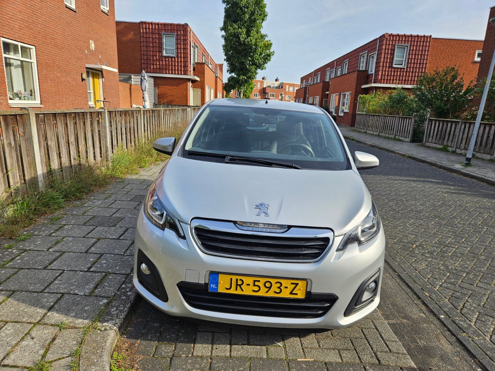 Peugeot 108 1.0 Nieuwe koppeling & voorbanden, Voorwielaandrijving, 4 stoelen, Origineel Nederlands, Handgeschakeld
