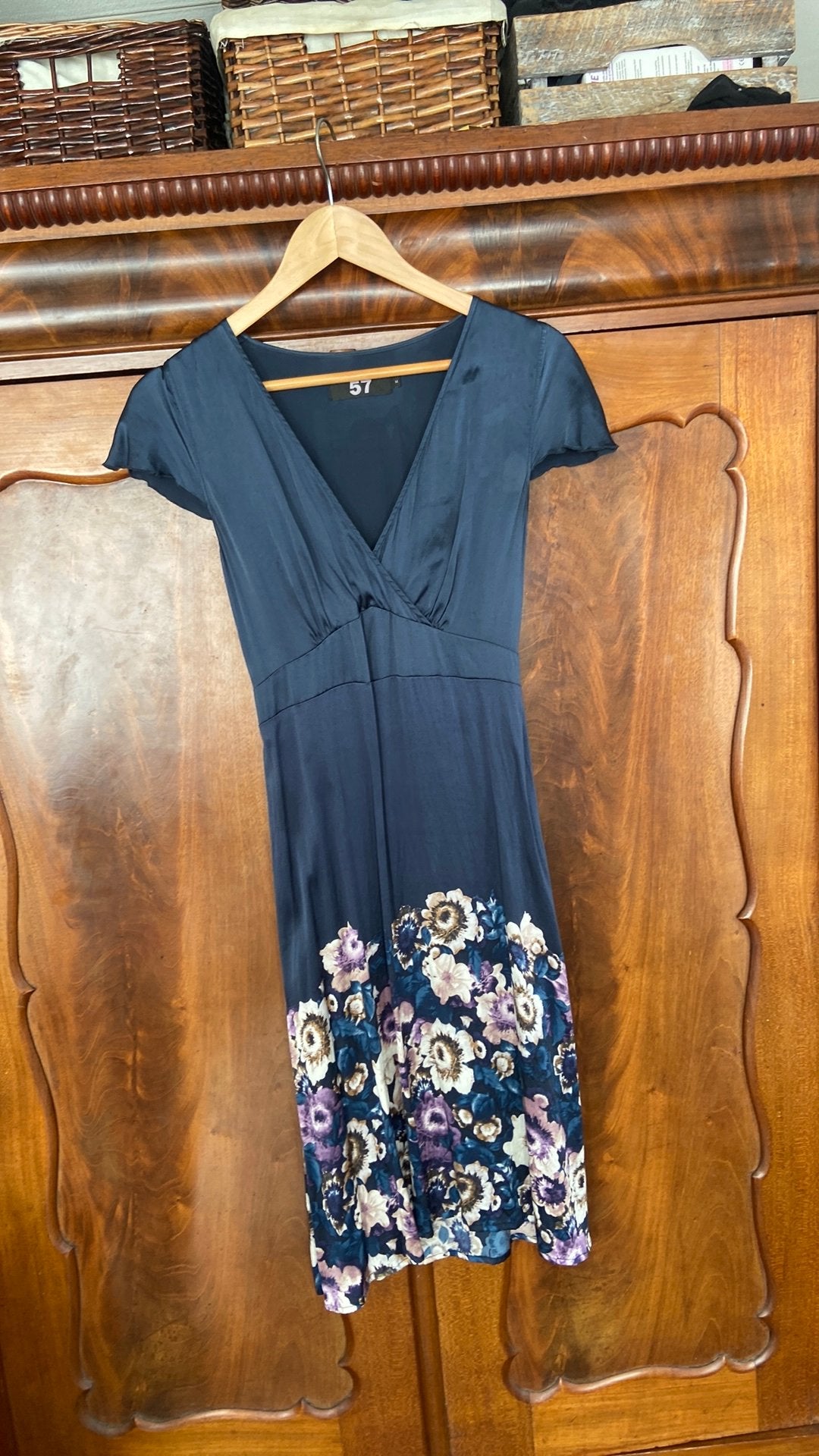 Jurkje zijde Sissy Boy maat M blauw met bloemenprint, Maat 38/40 (M), Overige typen, Zo goed als nieuw, Verzenden