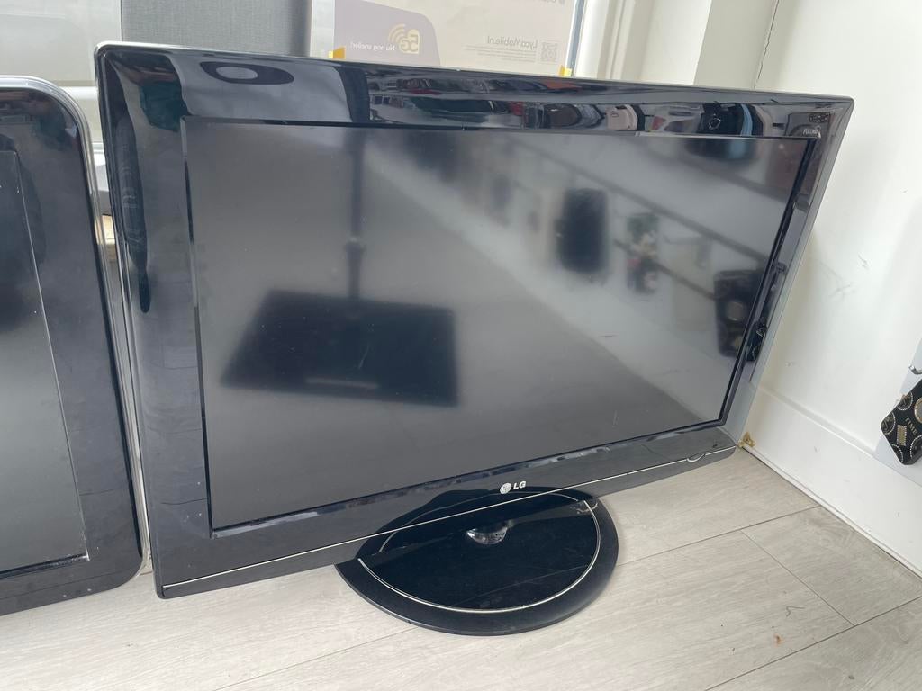 Tv met admi, Audio, Tv en Foto, Televisies, Ophalen of Verzenden, Zo goed als nieuw, 100 cm of meer, 50 Hz