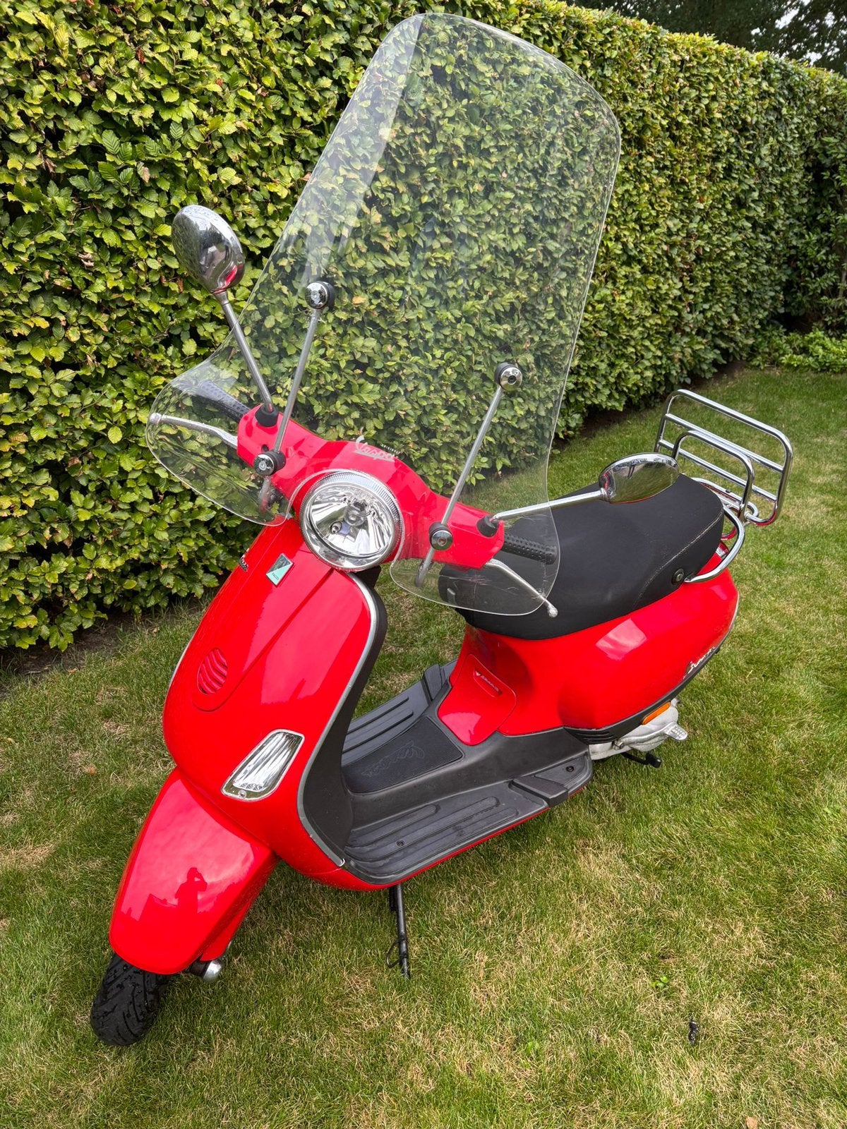 Vespa LX 50 | 2007 | 1.945 km | Nette staat | Windscherm, Ophalen, Zo goed als nieuw, Benzine, Vespa