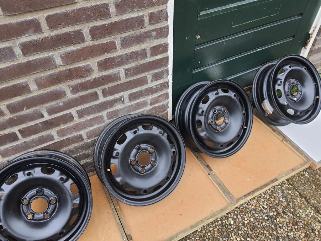 Stalen velgen  vw polo, Ophalen, 14 inch, Velg(en), 165 mm