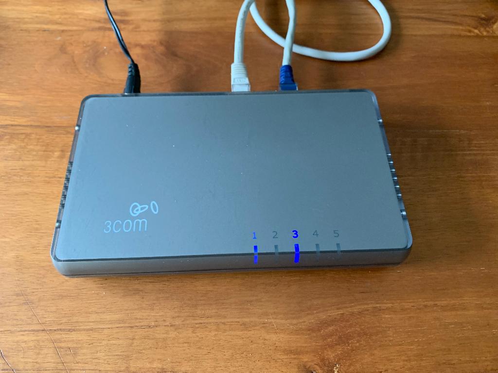 3COM 3CGSU05 5 poorts gigabit netwerk switch - 10 euro, Computers en Software, Ophalen of Verzenden, Zo goed als nieuw