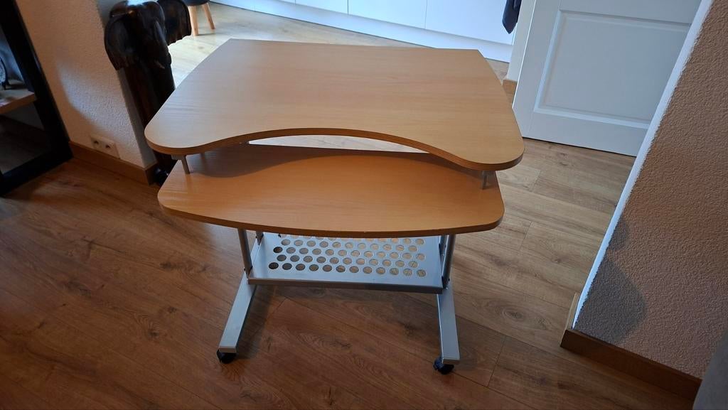 Computer Meubel nieuwstaat beuken met grijs, Huis en Inrichting, Kasten | Computermeubels, Ophalen, Nieuw, Modern, Metaal