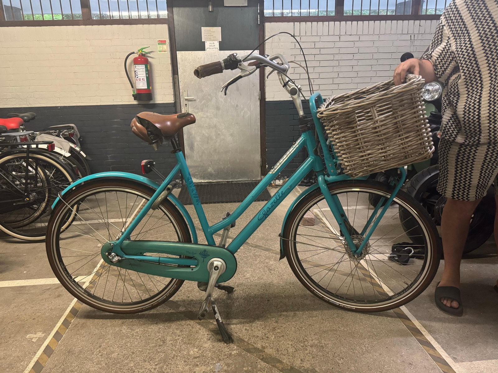 Gazelle fiets 58 cm framehoogte met mand, Ophalen, Gebruikt, Velgrem, Versnellingen