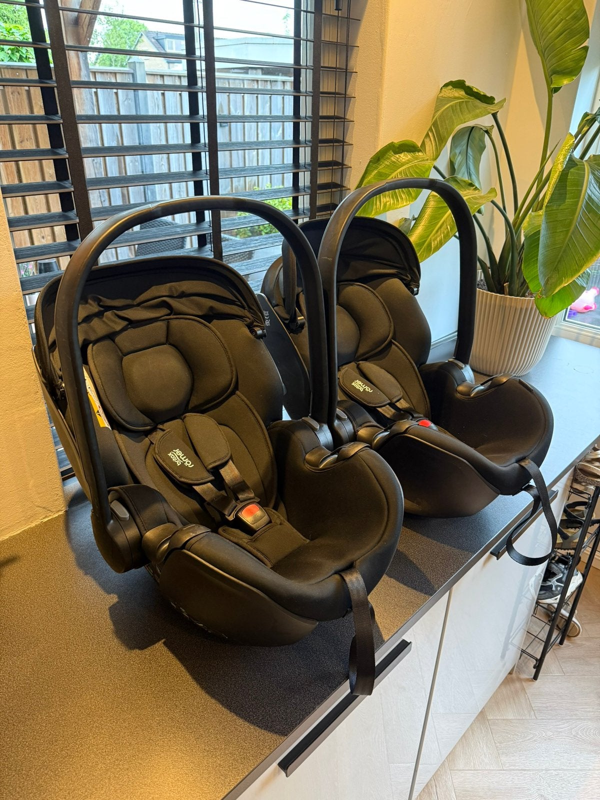 Britax Römer Baby Safe Pro Space Black Autostoel, Overige methoden, Zo goed als nieuw, 0 t/m 13 kg, Ophalen