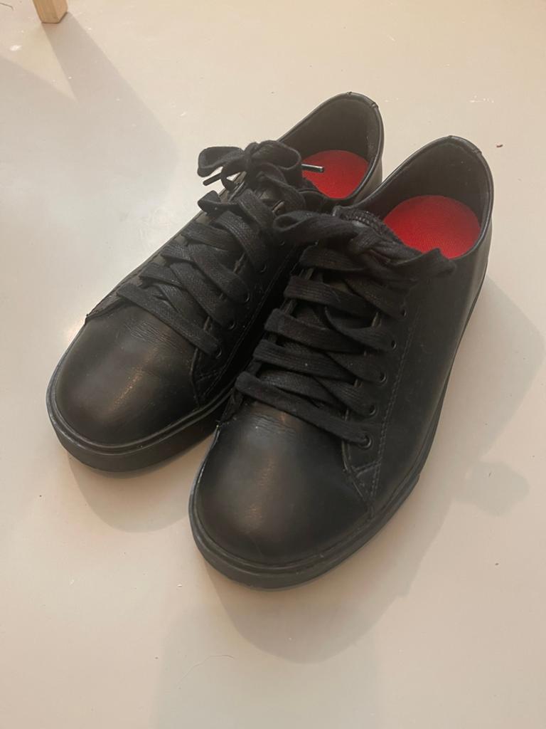 Schoenen keuken horeca opleiding ROC Amsterdam mt 38, Zwart, Ophalen of Verzenden, Zo goed als nieuw, Werkschoenen