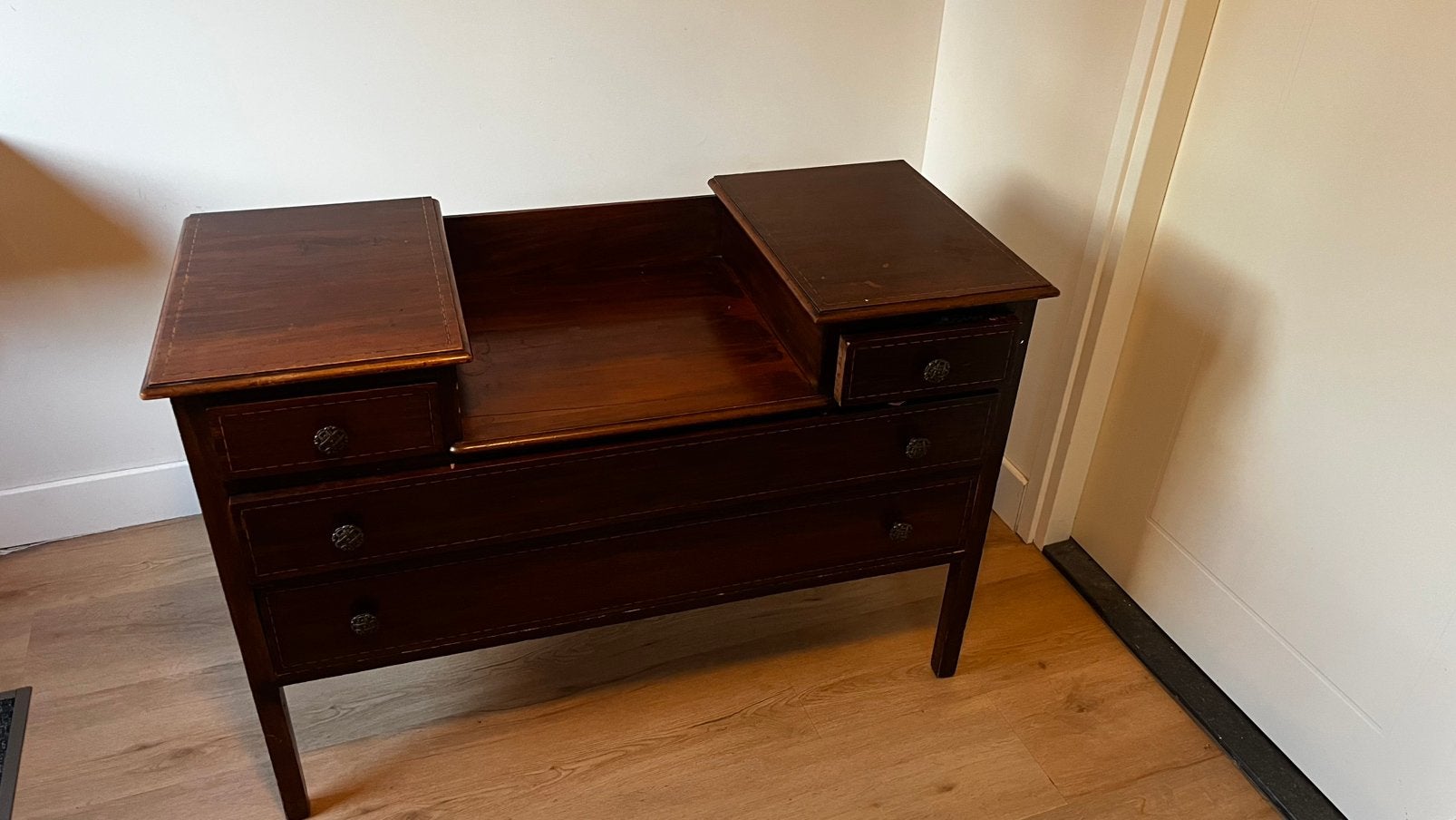 Antieke houten (was)tafel, Ophalen