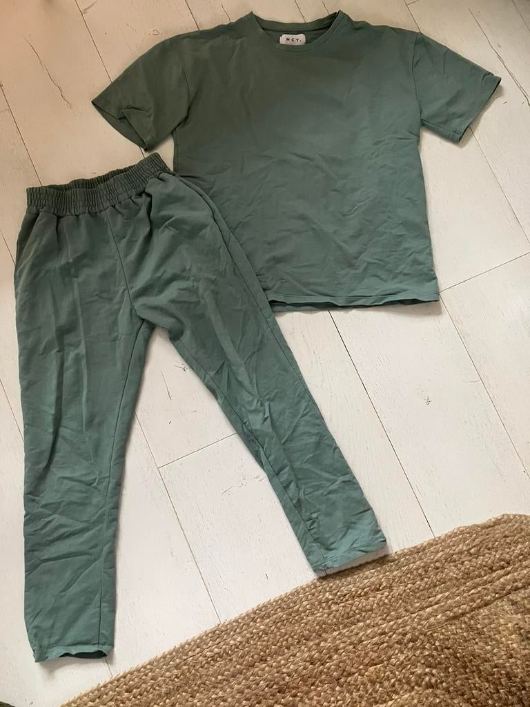 Joggingpak groen blauw broeken t shirt katoen M, Ophalen of Verzenden, Zo goed als nieuw, Blauw