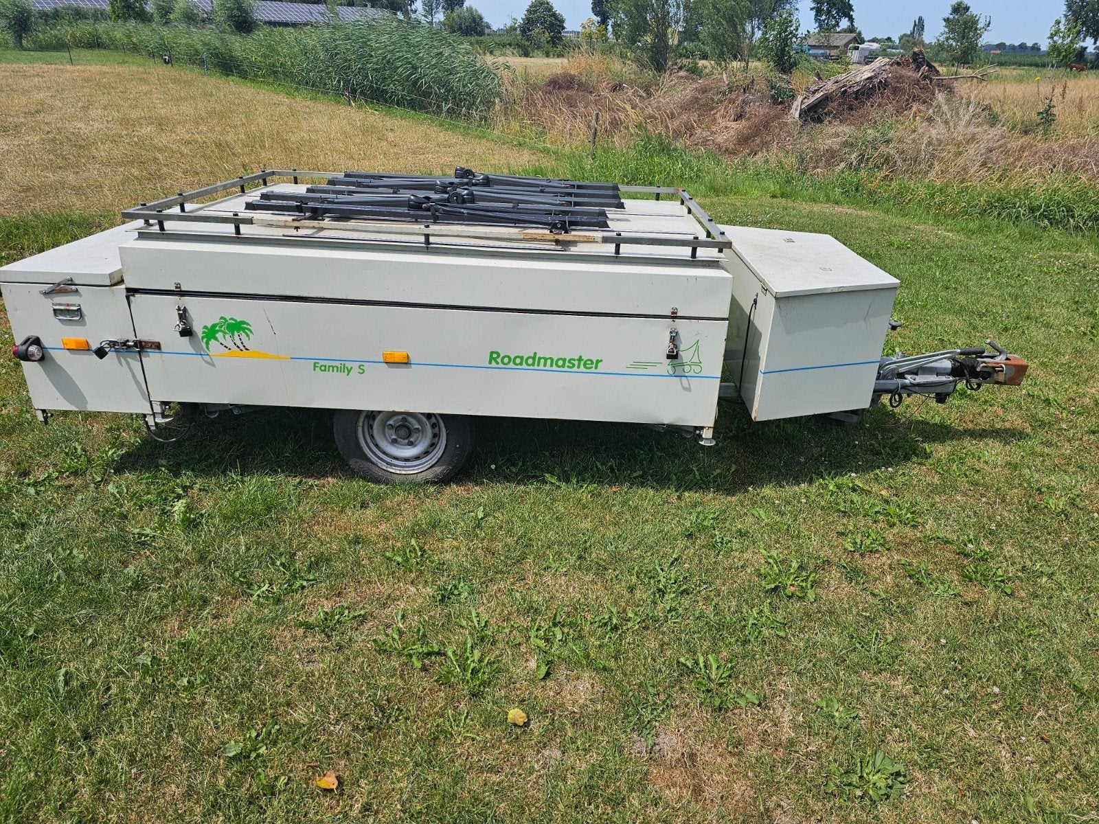 Diverse bagagewagens, Ophalen