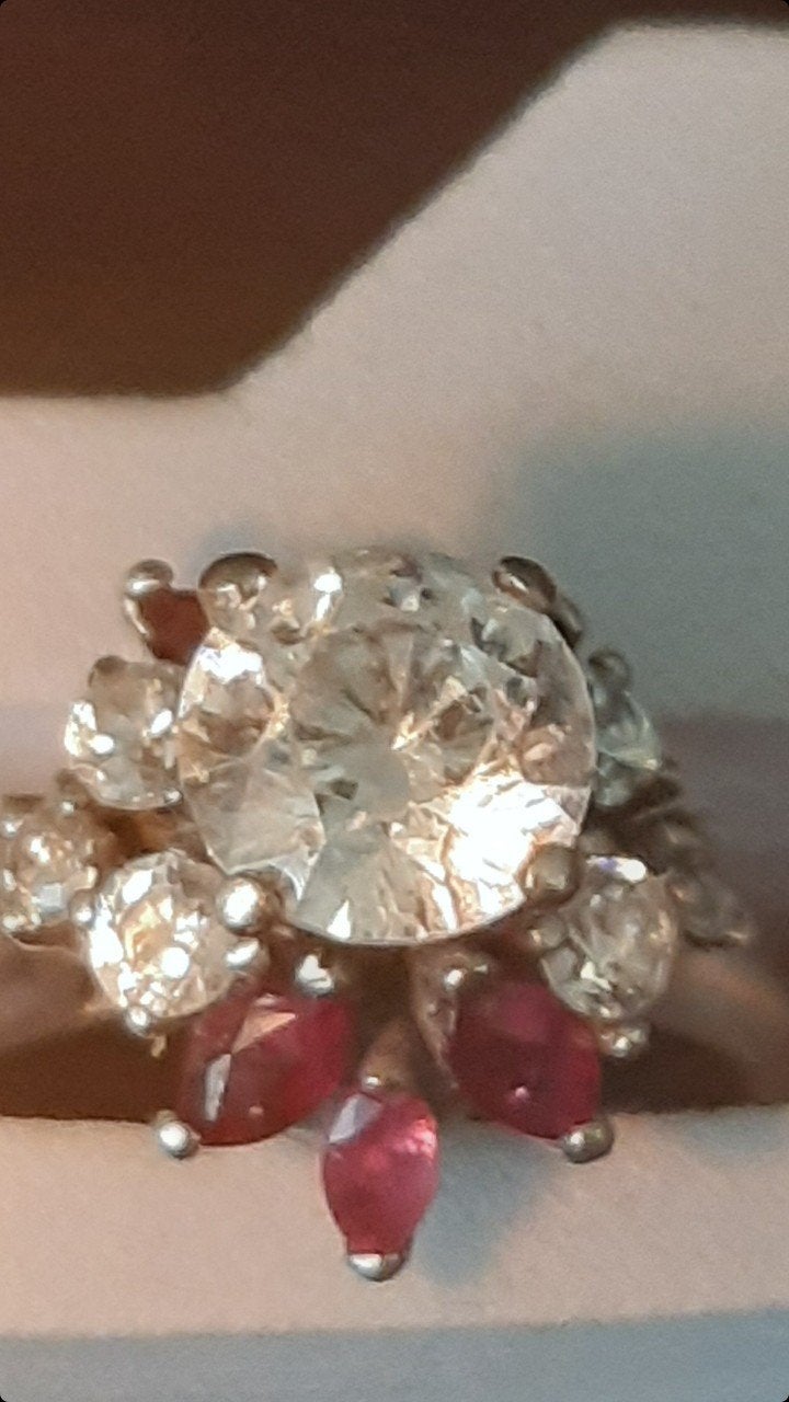 Prachtige 14K Witgouden Ring met Robijnen en Diamanten, Sieraden, Tassen en Uiterlijk, Ringen, Wit, Ophalen of Verzenden, 17 tot 18
