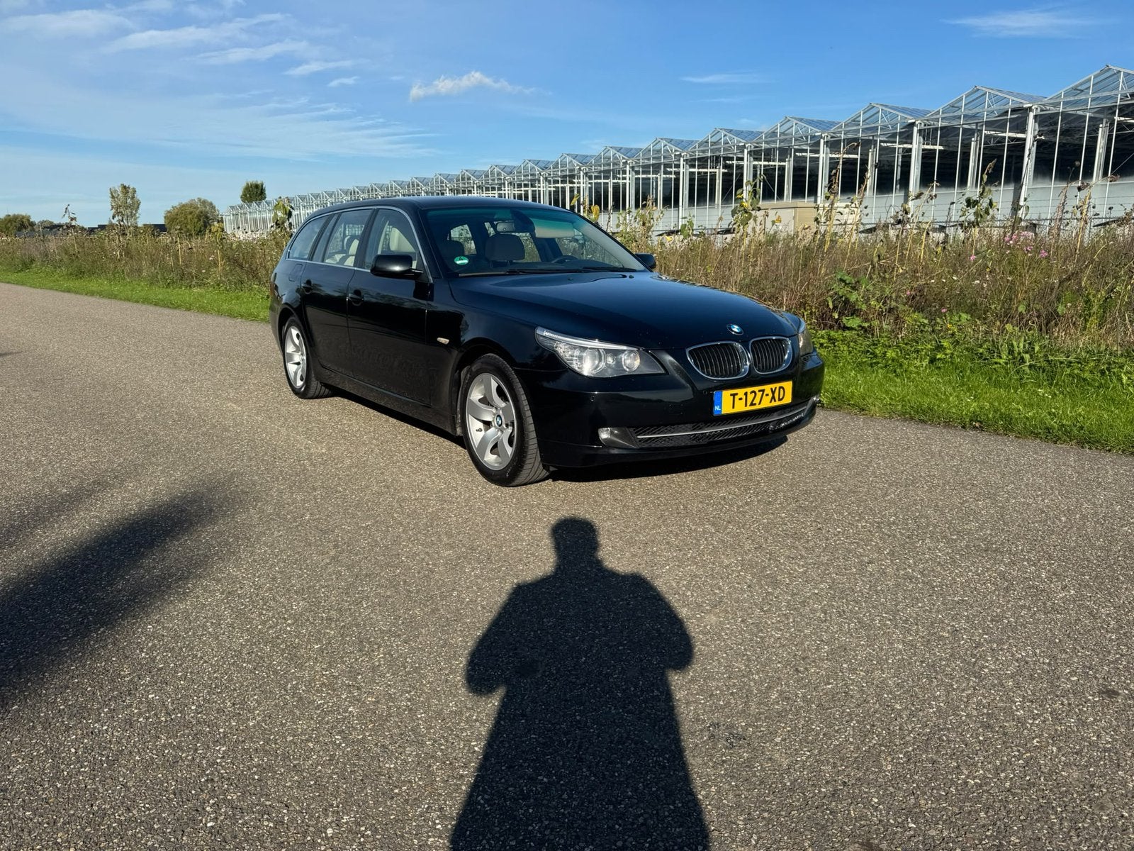 BMW 5-Serie 3.0 525D Touring AUT 2008 Zwart, Auto's, Automaat, Beige, 2000 kg, Zwart