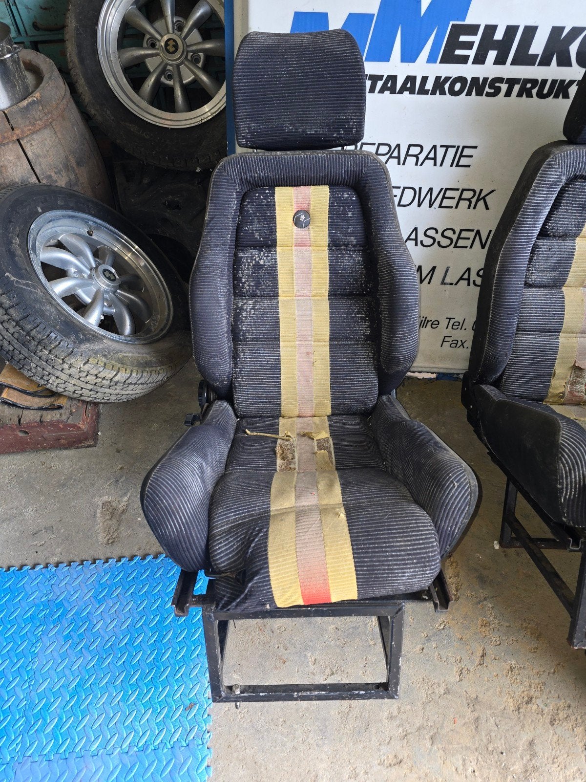 auto stoelen komt uit kever 1302 lS 1970, Ophalen