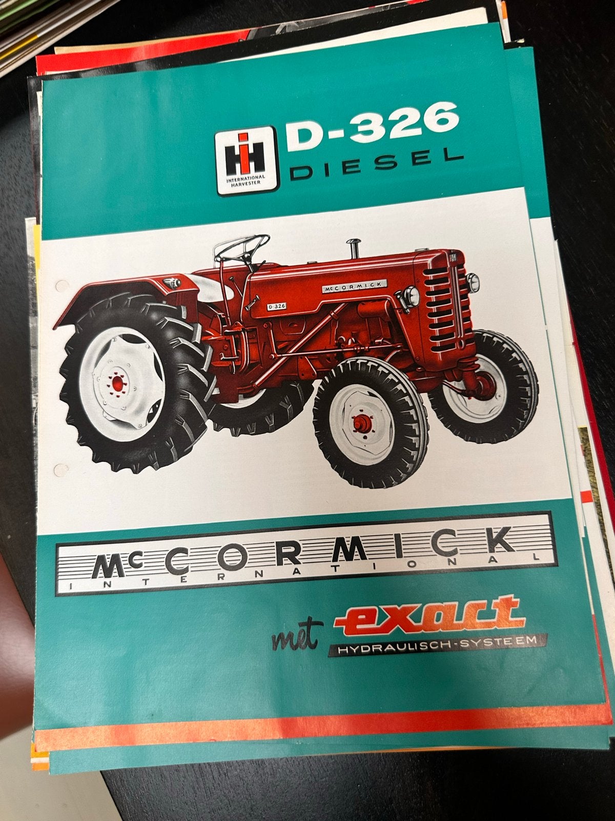Oude McCormick D-326 Diesel Tractor Folder, Ophalen of Verzenden