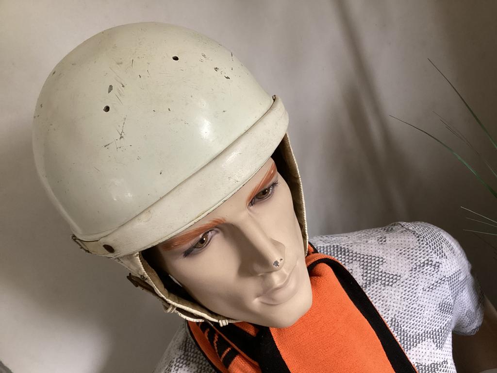 Vintage GENO bromfiets/motor helm 1950, Ophalen of Verzenden, Zo goed als nieuw, Medium