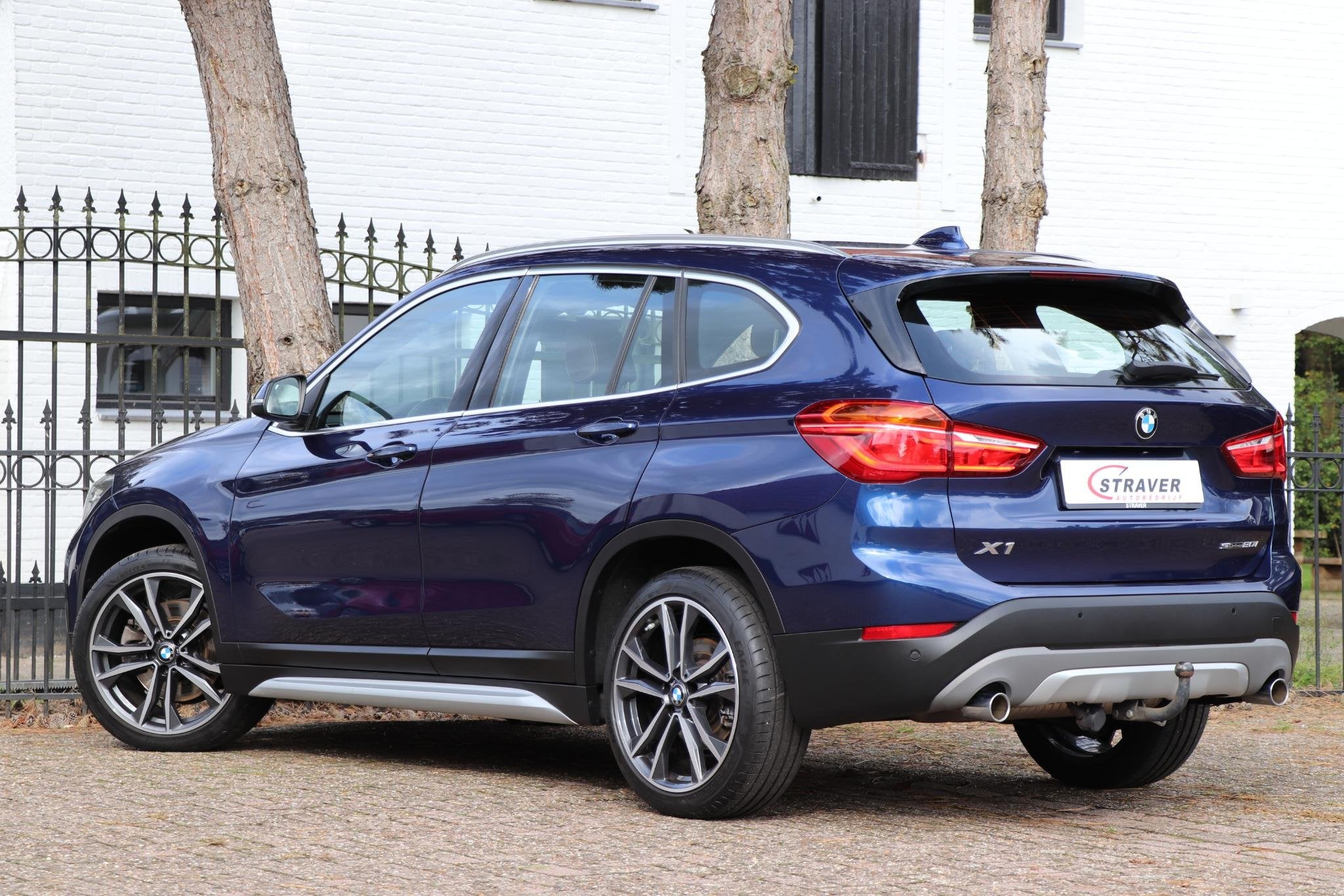 BMW X1 sDrive20i Orange Edition III |Head-up |Trekhaak |X-Li, Auto's, Euro 6, Blauw, SUV of Terreinwagen, 1460 kg