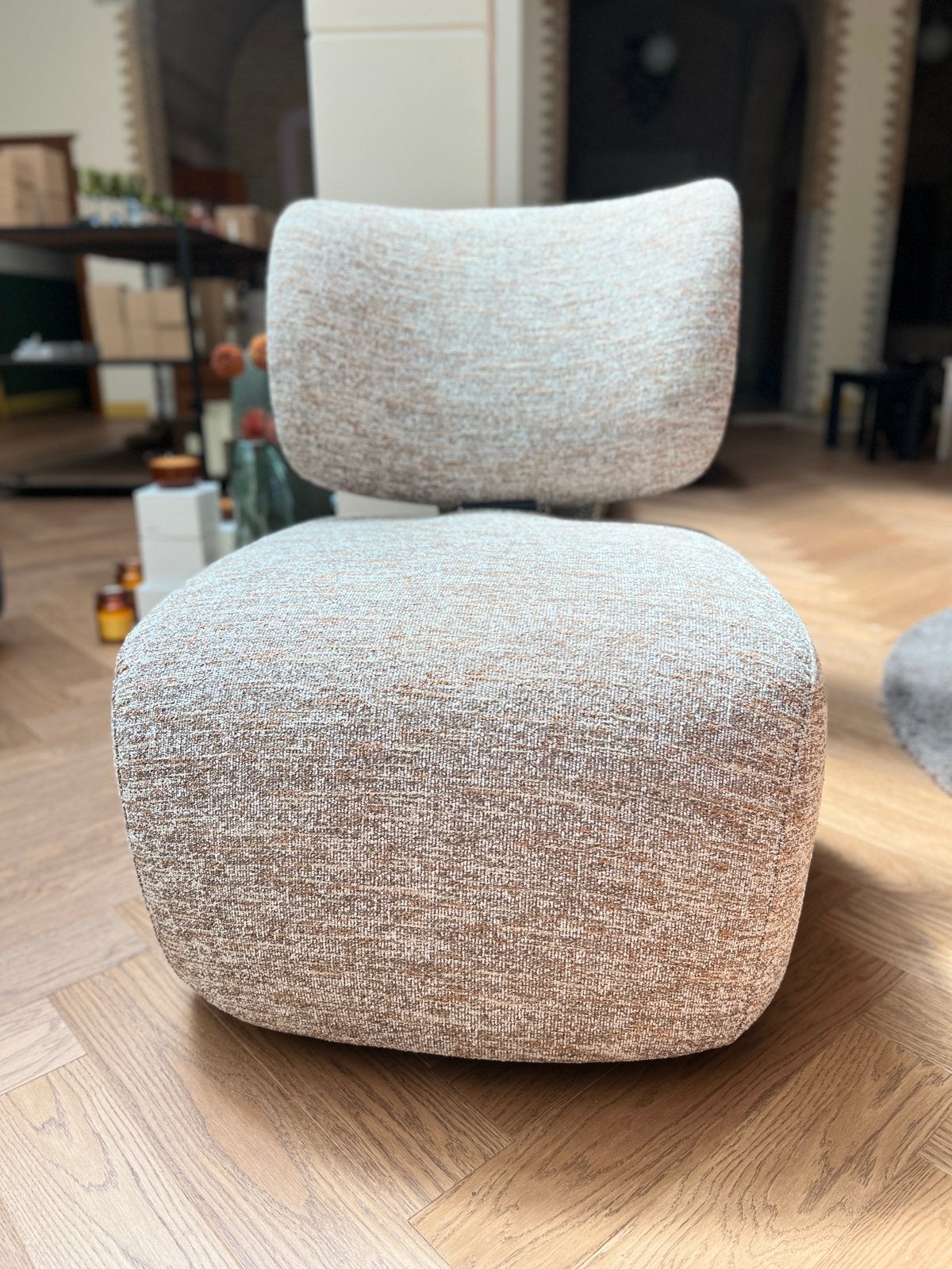 Nieuw! Skogen Thora draaifauteuil | Boho 102 |2 beschikbaar, Huis en Inrichting, Ophalen, Rond, Zo goed als nieuw, Stof