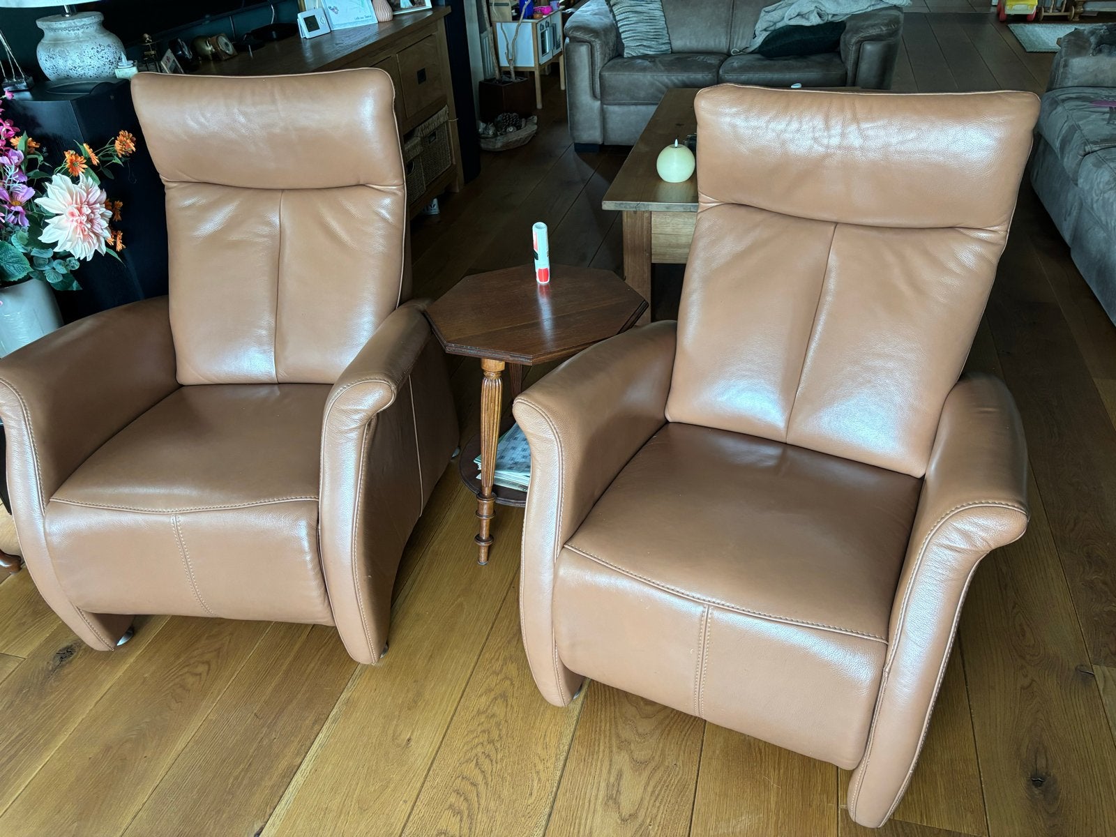 2x Leren Relaxfauteuils, Ophalen, Relax, Gebruikt, 75 tot 100 cm