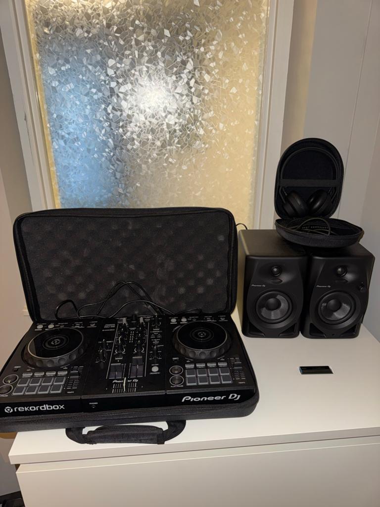Complete DJ set met Pioneer DDJ-400, Muziek en Instrumenten, Dj-sets en Draaitafels, Ophalen of Verzenden, Zo goed als nieuw, Pioneer