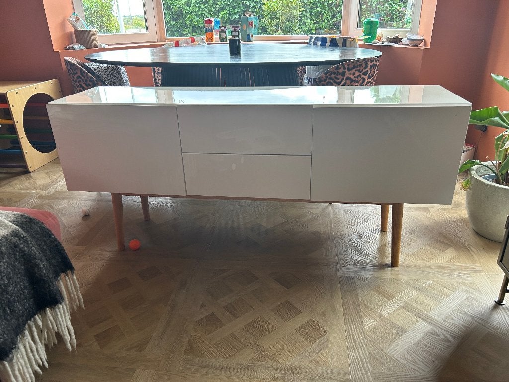 Tijdloze Zuiver High on Wood dressoir, Ophalen, Gebruikt, Met lade(s), Modern, Scandinavisch