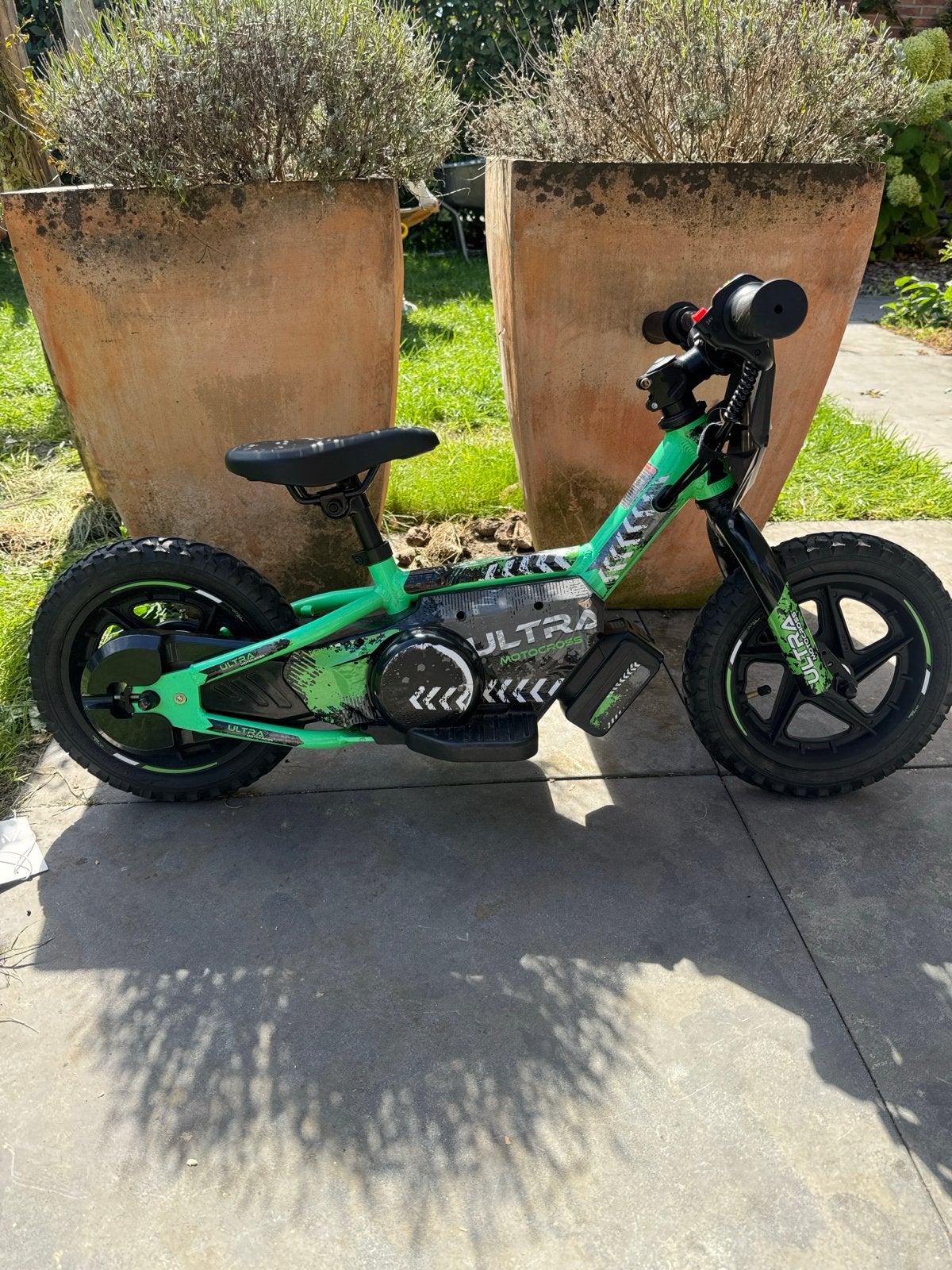 Ultra elektrische loopfiets - Groen, Ophalen, Zo goed als nieuw, Trommelrem, Minder dan 16 inch