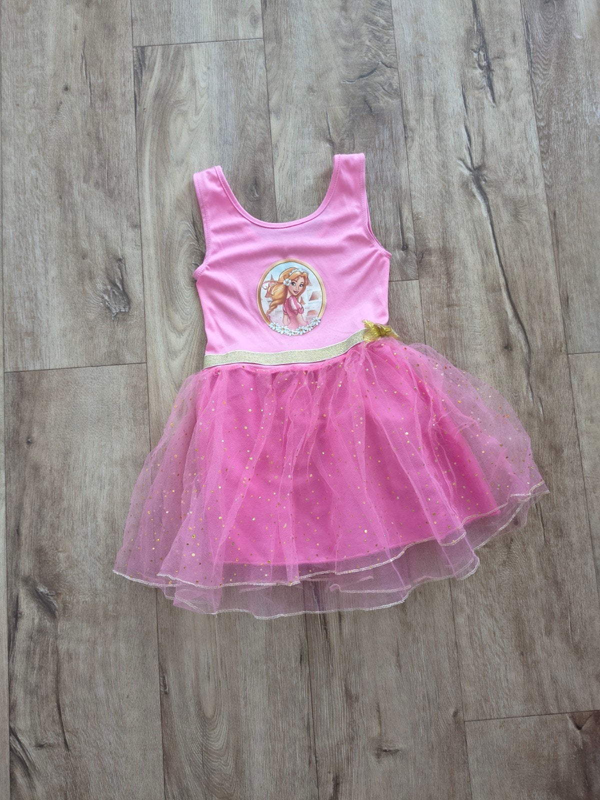 Prachtige roze Rapunzel Efteling jurk met tutu rok, 128/134., Onb, Ophalen of Verzenden, Kleding, Onb
