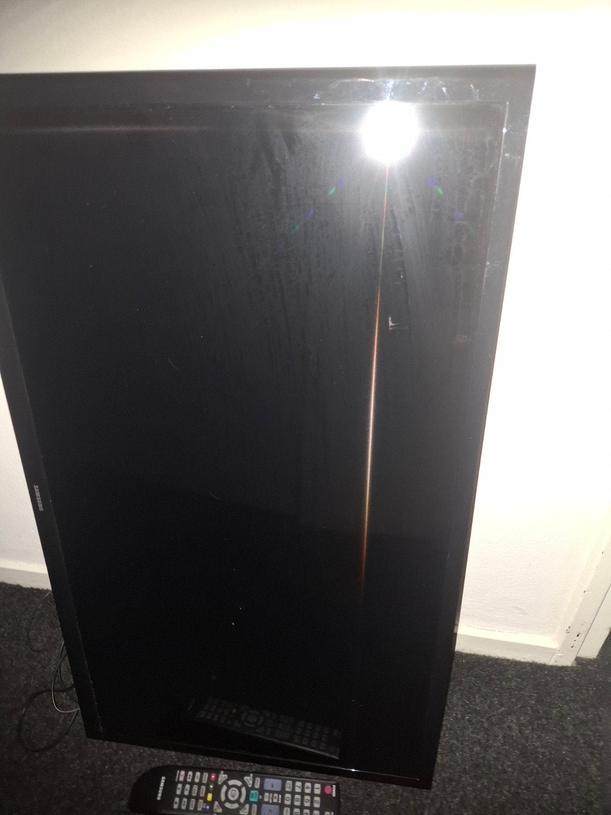 Samsung 32 inch LED TV - Model UE32J4000AW, Ophalen