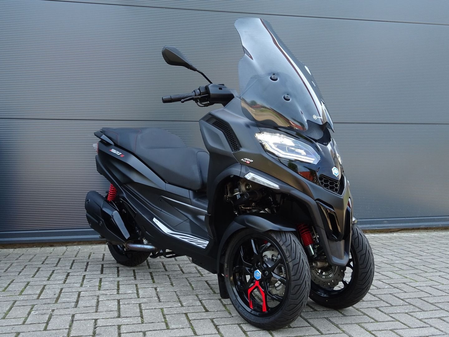 PIAGGIO MP3 400 HPE sport 2025 Orig NL ZGAN weinig km ABS, Scooter, Onbekend, 399 cc, Onbekend