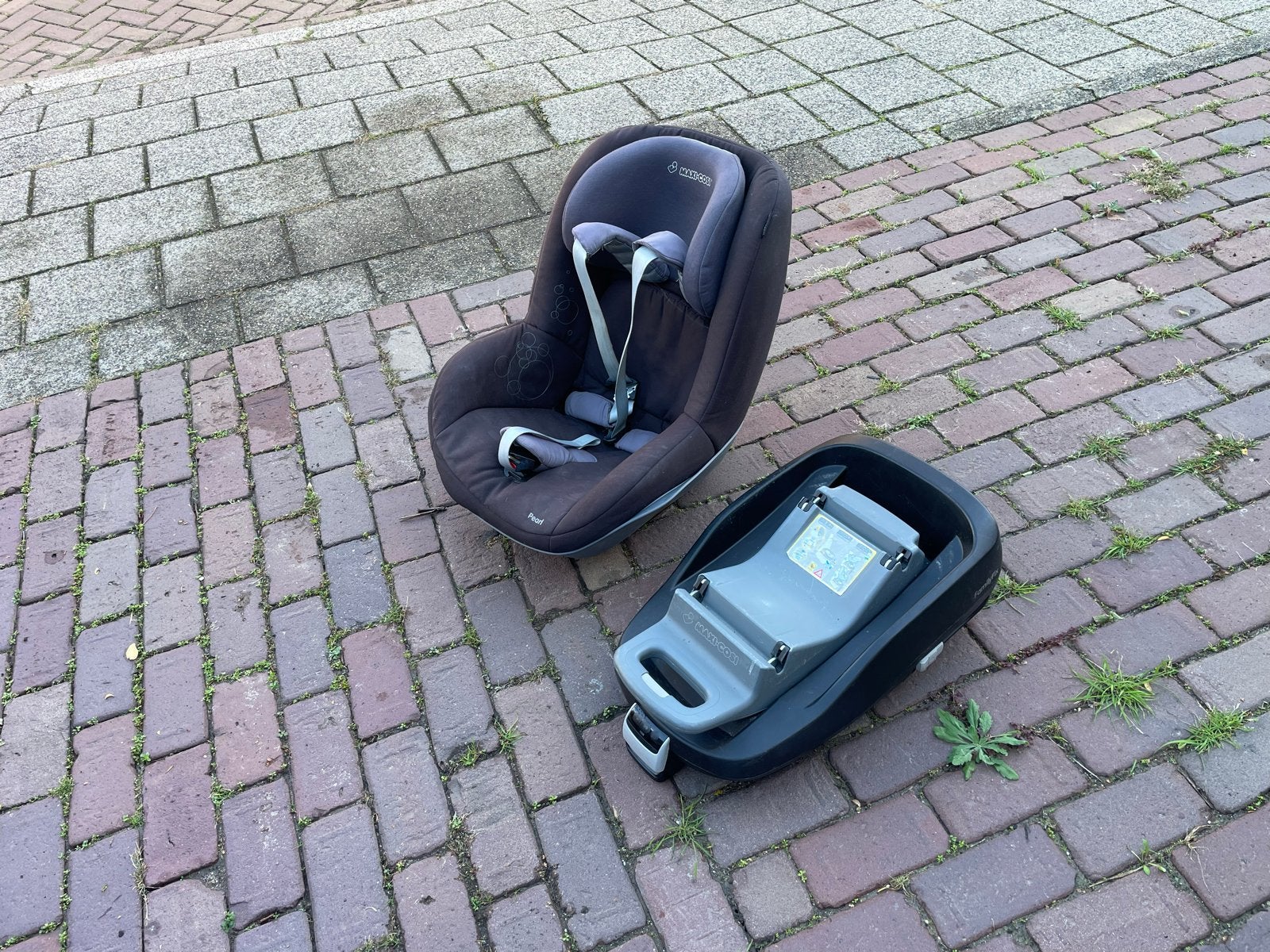 2x Maxi Cosi Maxi Cosi Pearl autostoel, met FamilyFix, Ophalen, Gebruikt, 9 t/m 18 kg, Isofix