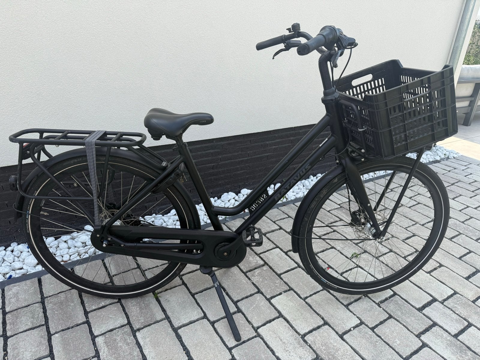 Batavus Quip Extra Cargo 49 fiets zwart mat met krat, Fietsen en Brommers, Fietsen | Dames | Damesfietsen, Ophalen, Gebruikt, 47 tot 50 cm