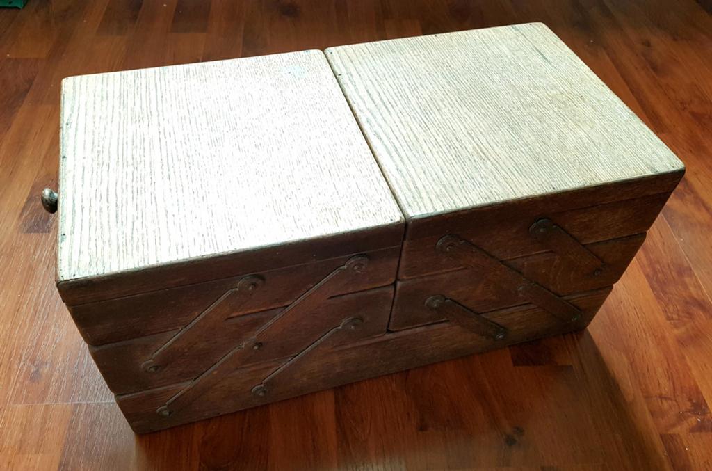 Vintage houten naaikist / hobbykist retro, Verzamelen, Retro, Ophalen of Verzenden, Huis en Inrichting