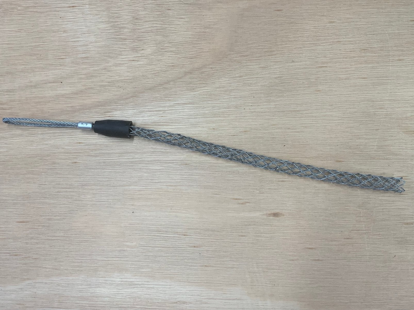 Kabeltrekkous 12mm tot 15mm, Doe-het-zelf en Verbouw, Elektra en Kabels, Ophalen of Verzenden, Zo goed als nieuw