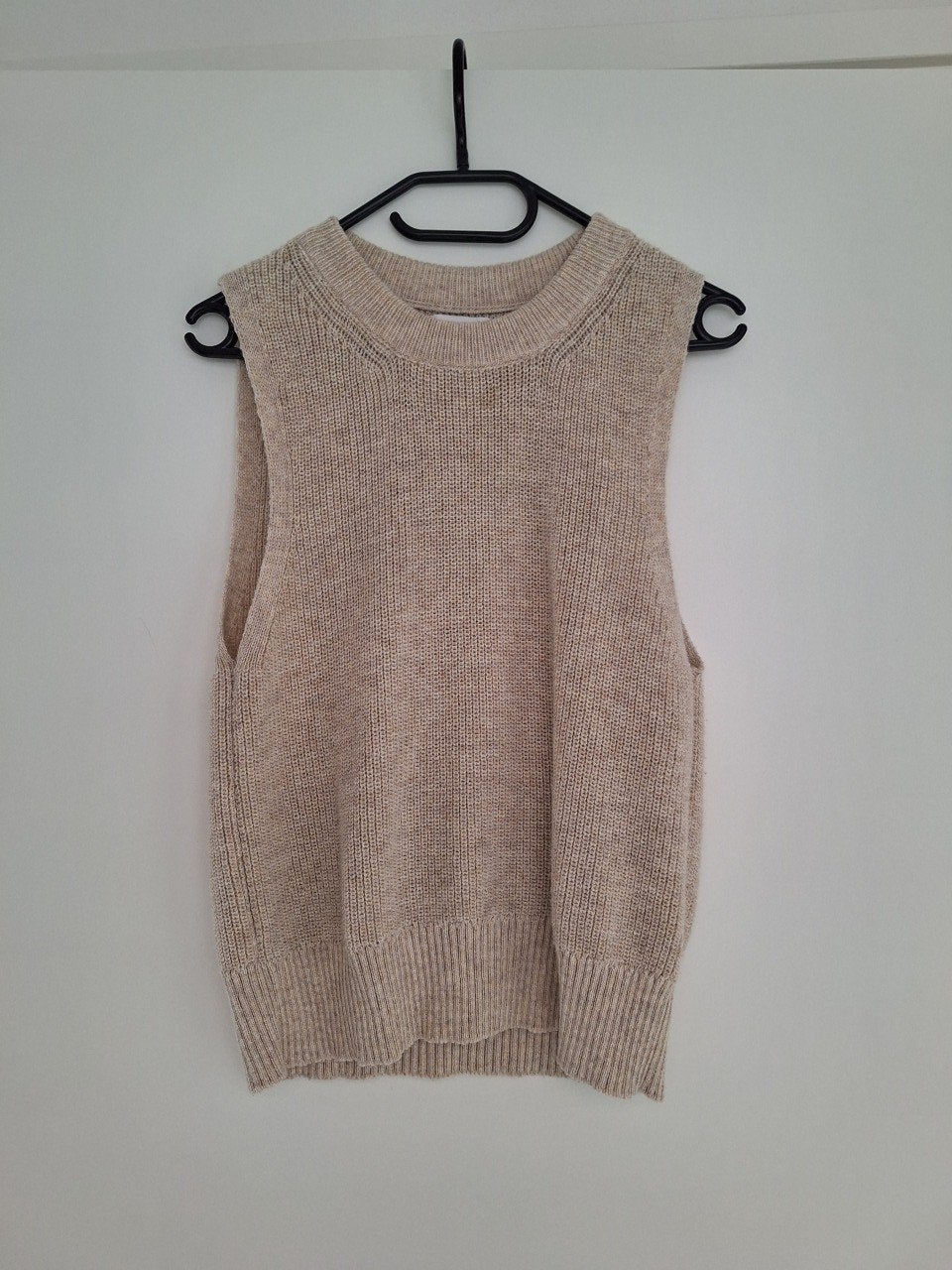 Beige gebreid gilet / mouwloze top ONLY - maat XS 34, Only, Beige, Ophalen of Verzenden, Zonder mouw