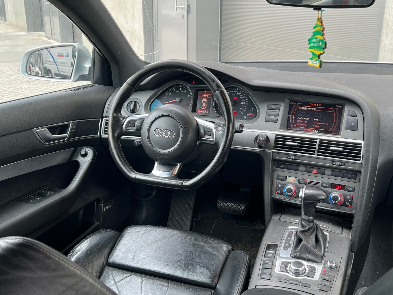 Luxe Grijze Audi A6 3.2 FSI V6 S-Line 4X4 256PK Avant/APK/AC, Automaat, Zwart, 1715 kg, Vierwielaandrijving