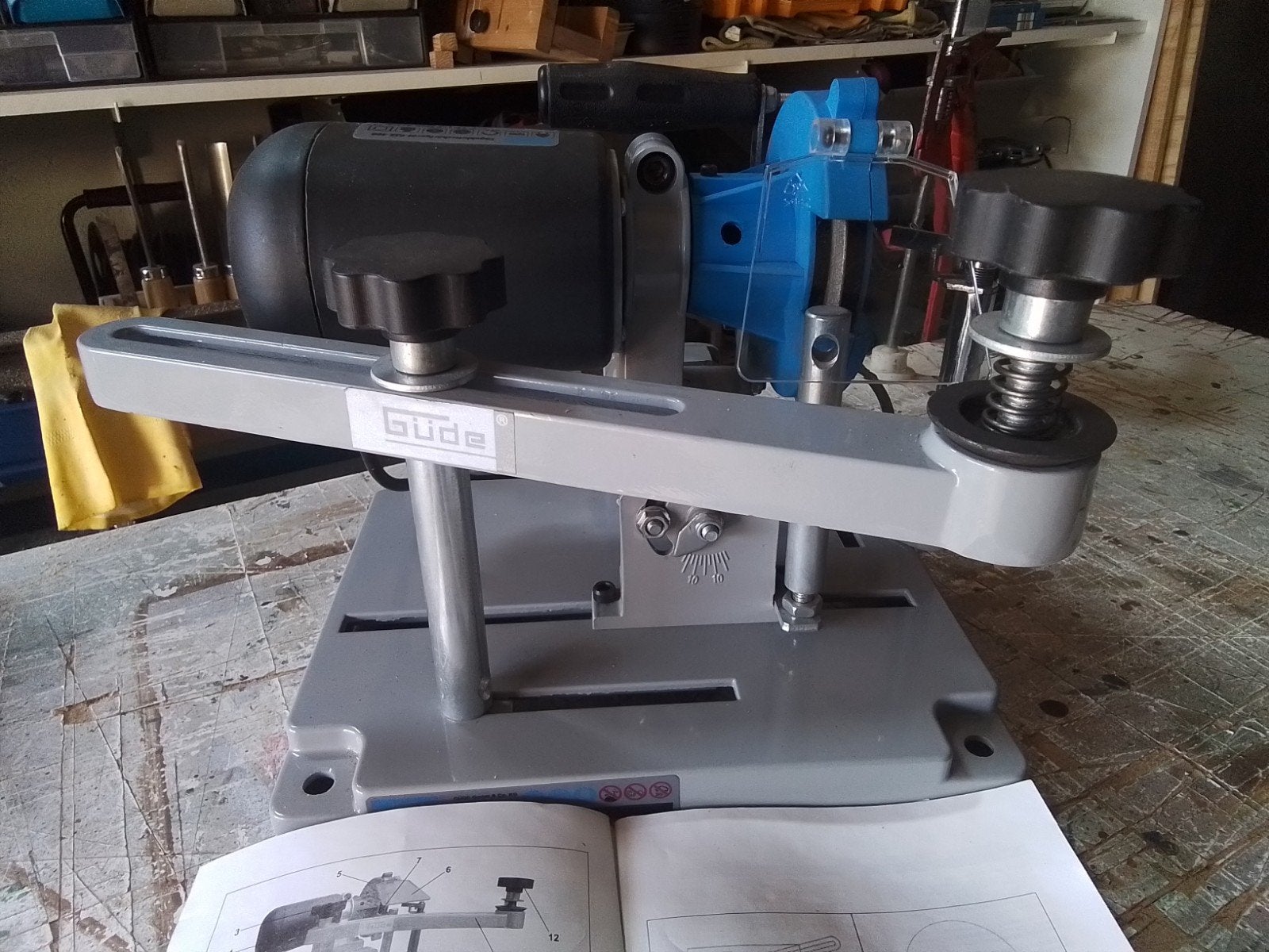 Gude cirkel zaag slijpmachine, Ophalen, Minder dan 700 watt, Werkbankslijpmachine