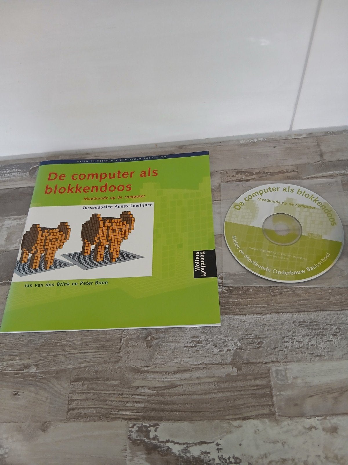De computer als blokkendoos - Boek & CD-ROM, Jan van den Brink en Peter Boon, Ophalen of Verzenden, Zo goed als nieuw, Beta