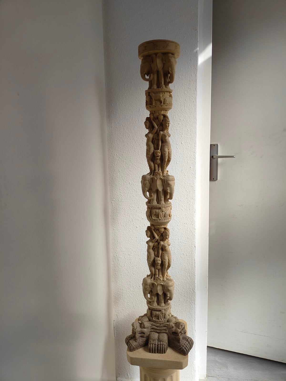 Prachtige Indische Zuil/Grote Kandelaar/Pilaar met Olifanten, Ophalen