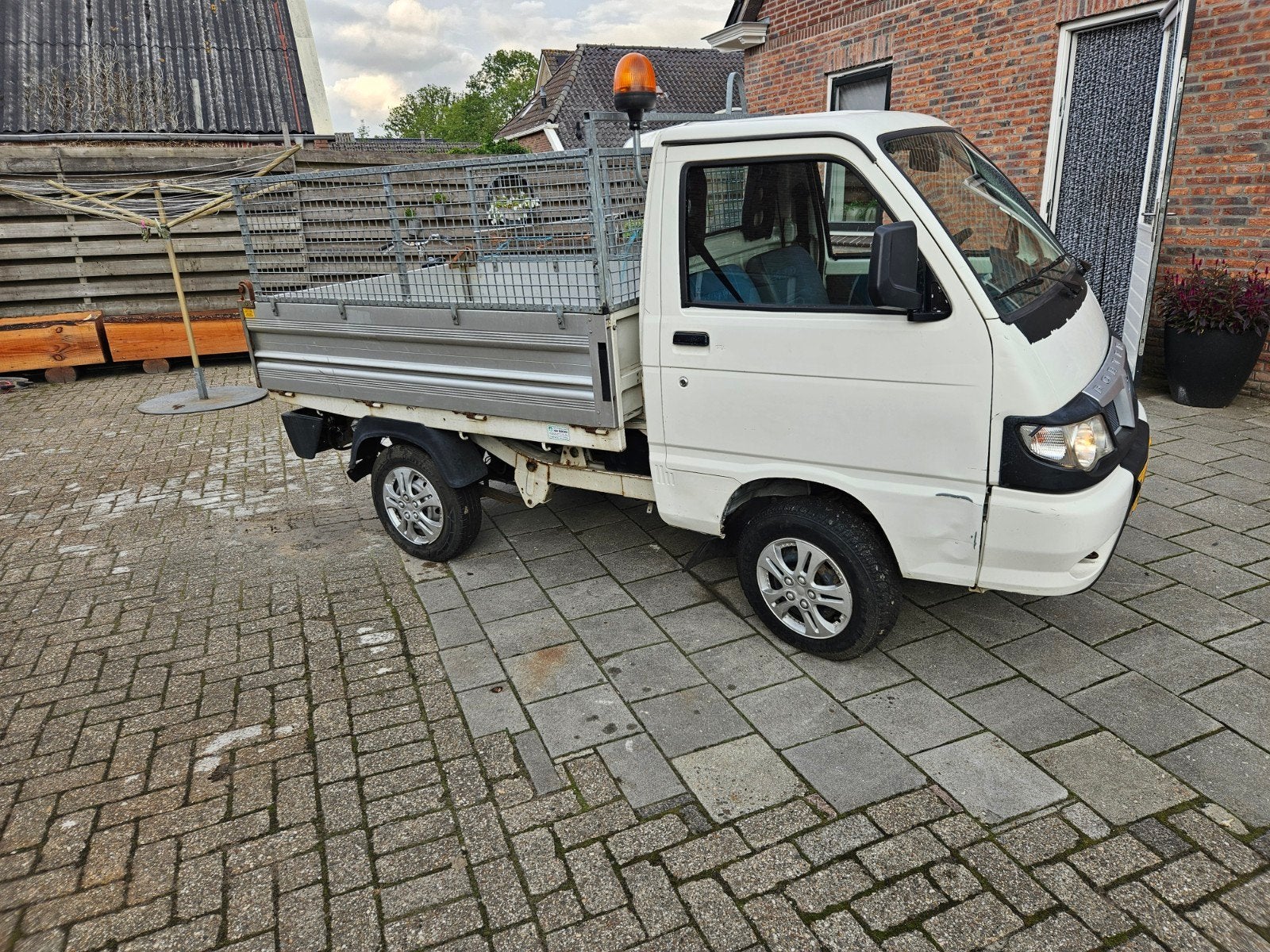 Piaggio Porter Maxxi 1.3 4X2 2011 vespa ape, 1308 cc, Piaggio, 15 km/l, 785 kg