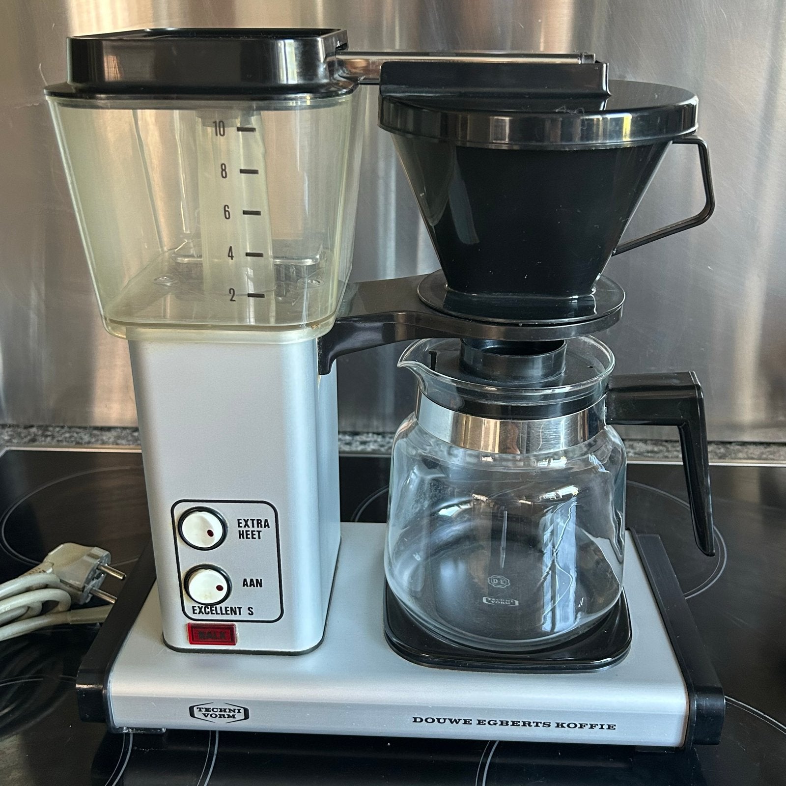 Douwe Egberts Technivorm Excellent S Koffiezetapparaat AKTIE, Afneembaar waterreservoir, Gebruikt, 10 kopjes of meer, Koffiemachine