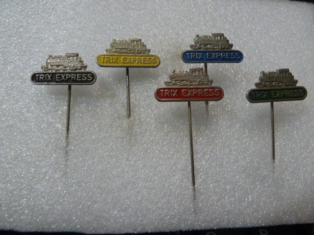 Set van 5 Trix Express Speldjes/Pins - Trein Thema, Ophalen of Verzenden, Gebruikt, Transport, Speldje of Pin