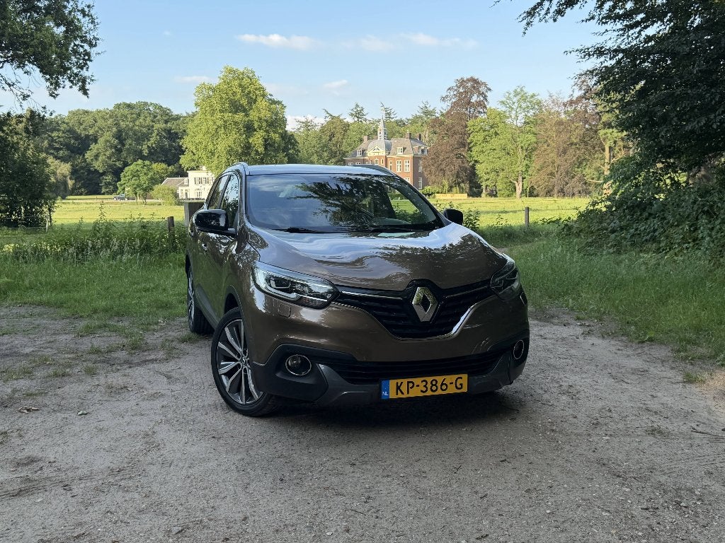 Renault Kadjar 1.2 TCE Bose/Automaat/Camera/Pano/Leder, Auto's, Renault, Kadjar, 4 cilinders, Bruin, Bedrijf