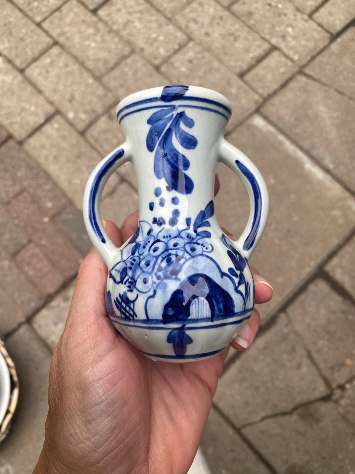 Delfts Blauw minivaasje met oren, handgeschilderd, Ophalen of Verzenden