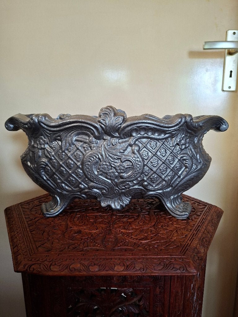 Antieke Franse gietijzeren jardieniere / bloembak, Ophalen, Minder dan 30 cm, Minder dan 60 cm, Zo goed als nieuw