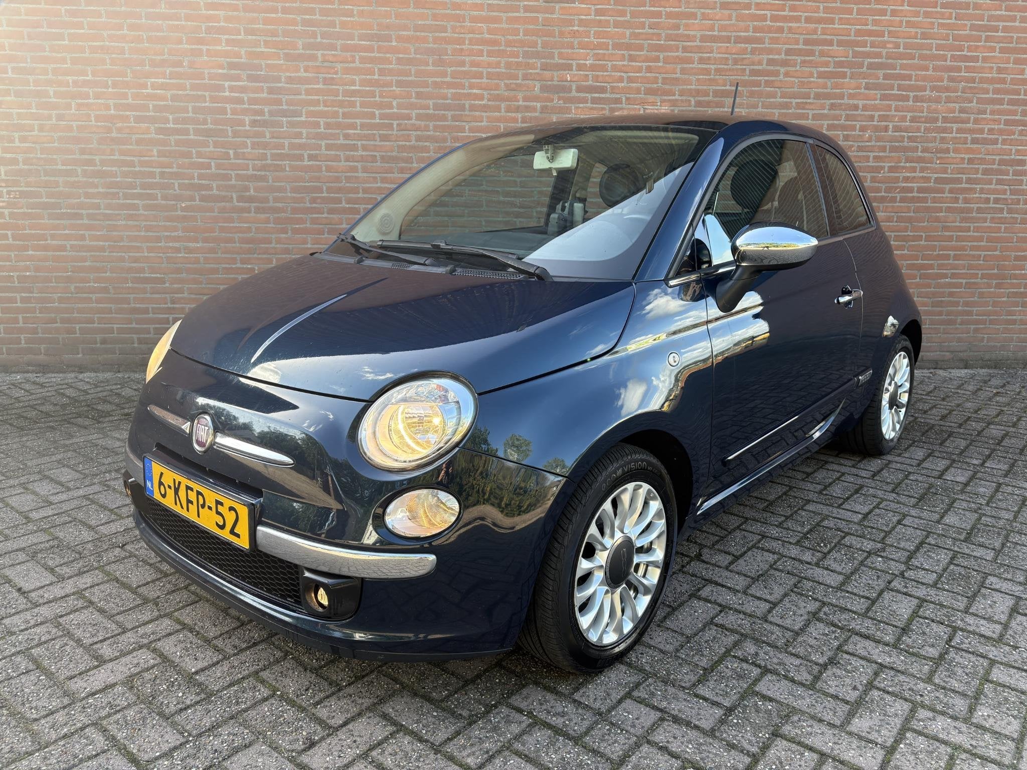 Fiat 500 0.9 TwinAir Lounge Panoramadak, Voorwielaandrijving, Euro 5, Gebruikt, 31 €/maand