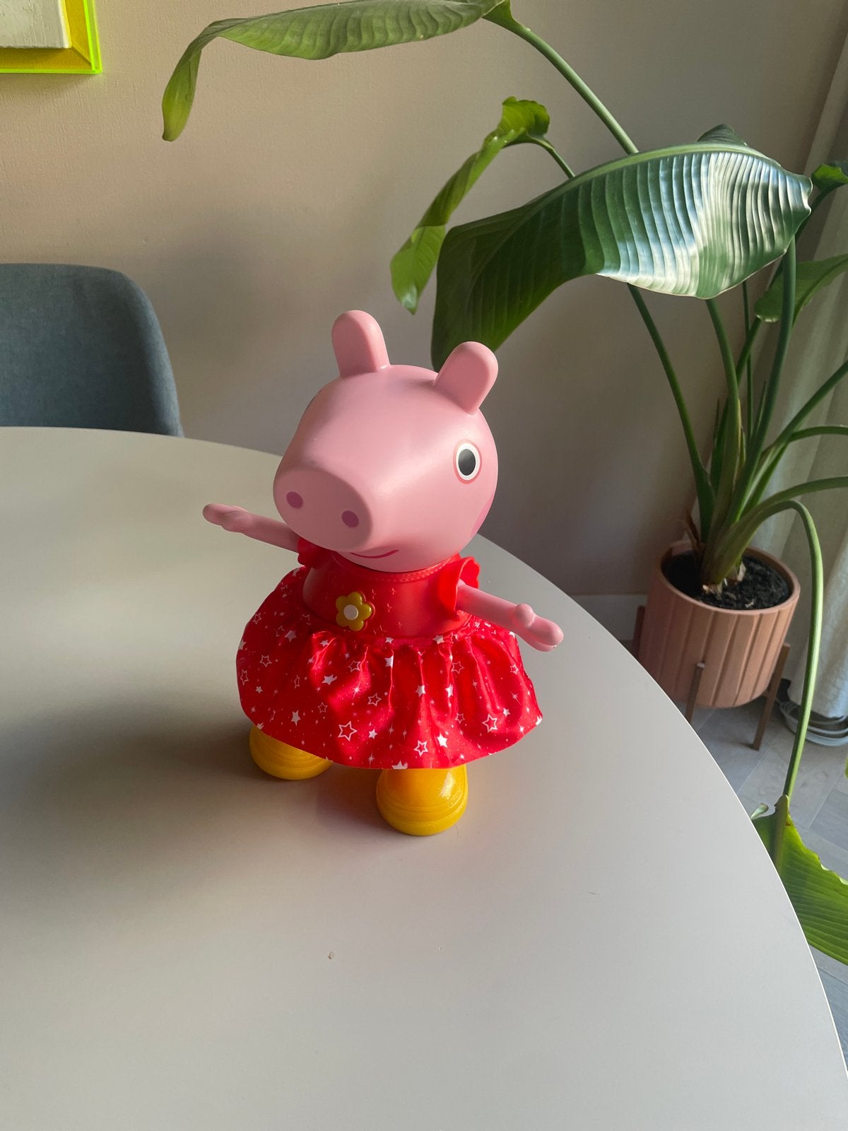 Peppa Pig dancing boots, Kinderen en Baby's, Speelgoed | Knuffels en Pluche, Ophalen, Gebruikt, Overige merken, Overige typen