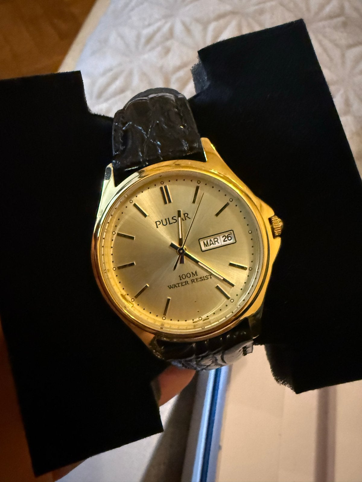 Pulsar Herenhorloge Goudkleurig met Zwarte Leren Band, Overige merken, Overige materialen, Leer, Polshorloge