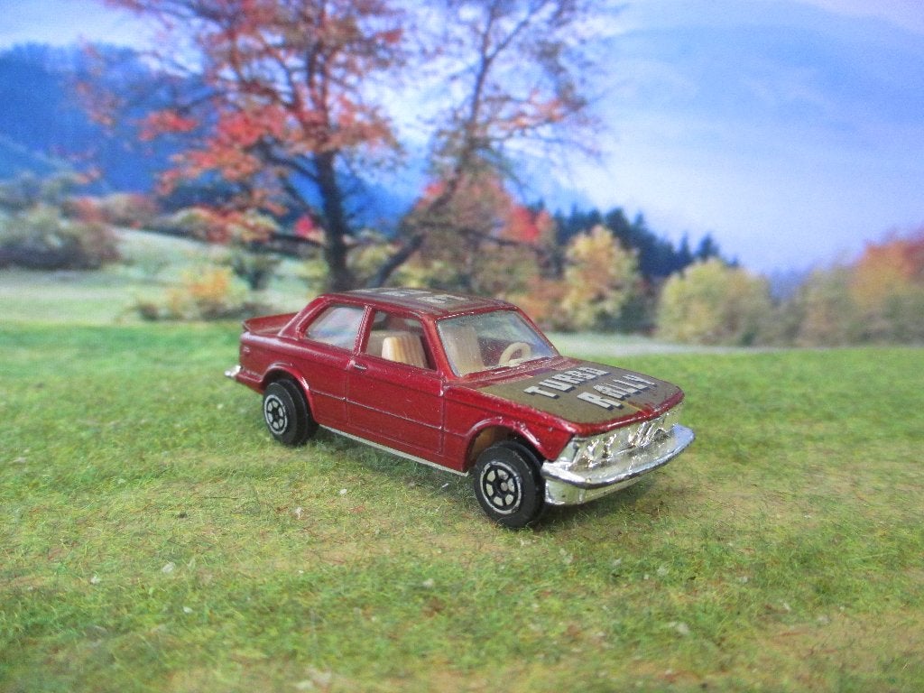 1:62 BMW 320i - Yatming maroon met chromen bumpers #2, Ophalen of Verzenden, Gebruikt, Auto